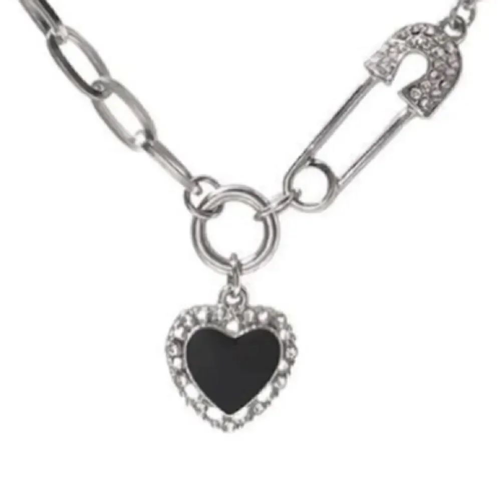 Fashion jewelry Pin heart necklace rhinestone zinc alloy silver & black color